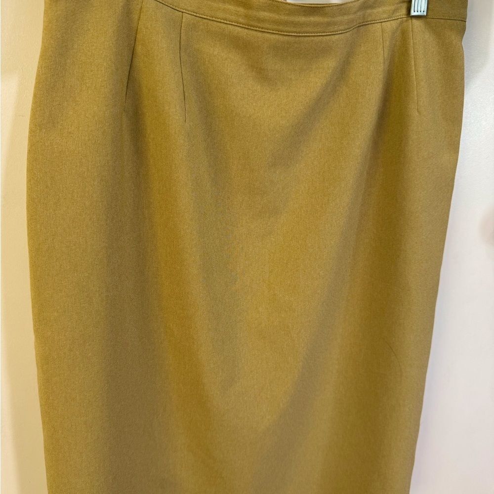 Vintage Le Suit Petite 2-Piece Skirt Suit Women’s 14P Khaki Office Career Set - Picture 7 of 9